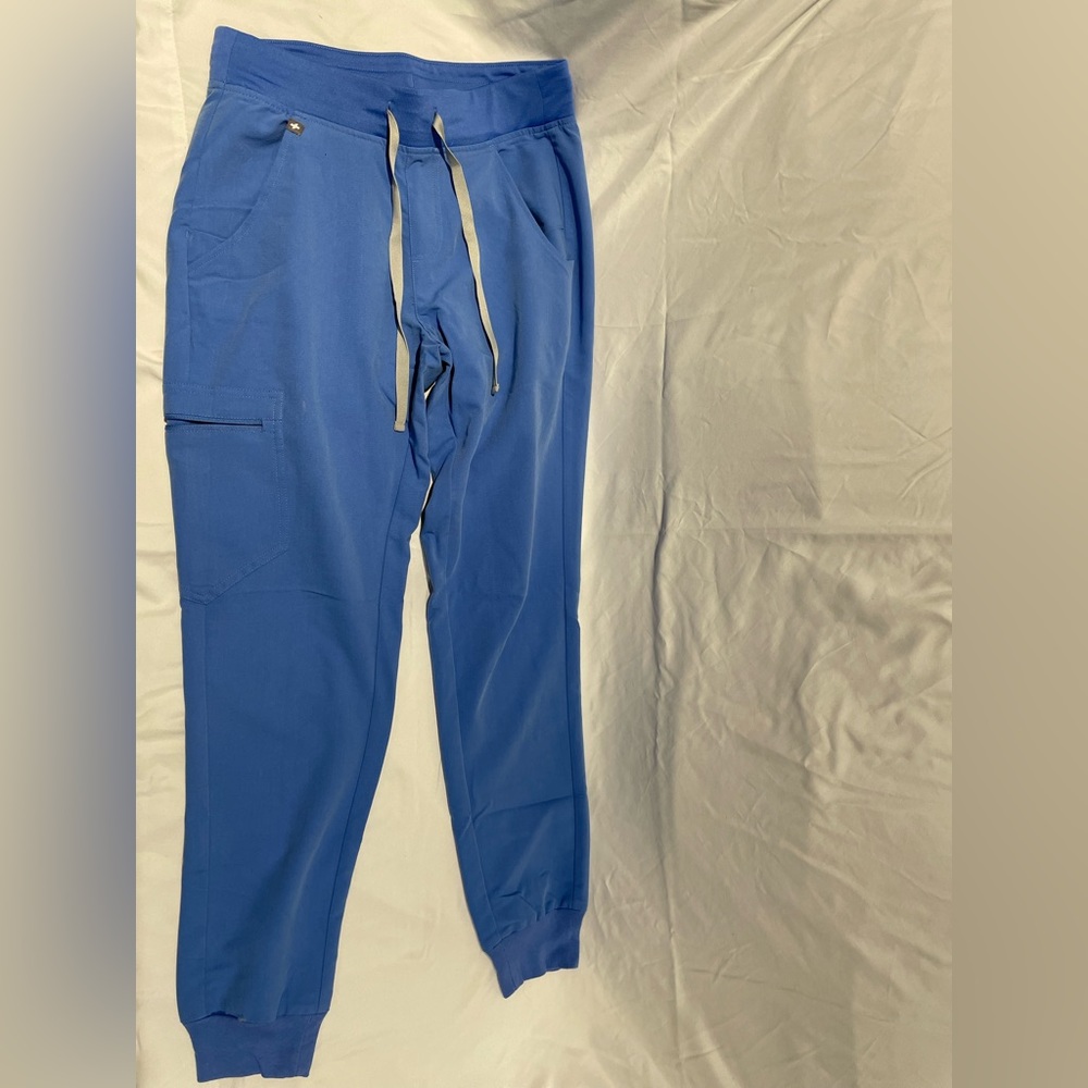 FIGS scrubs